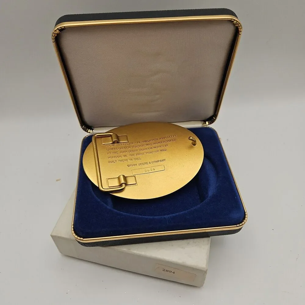 1984 GOLD John Deere Belt Buckle ONE MILLIONTH Lawn & Garden Tractor Limited